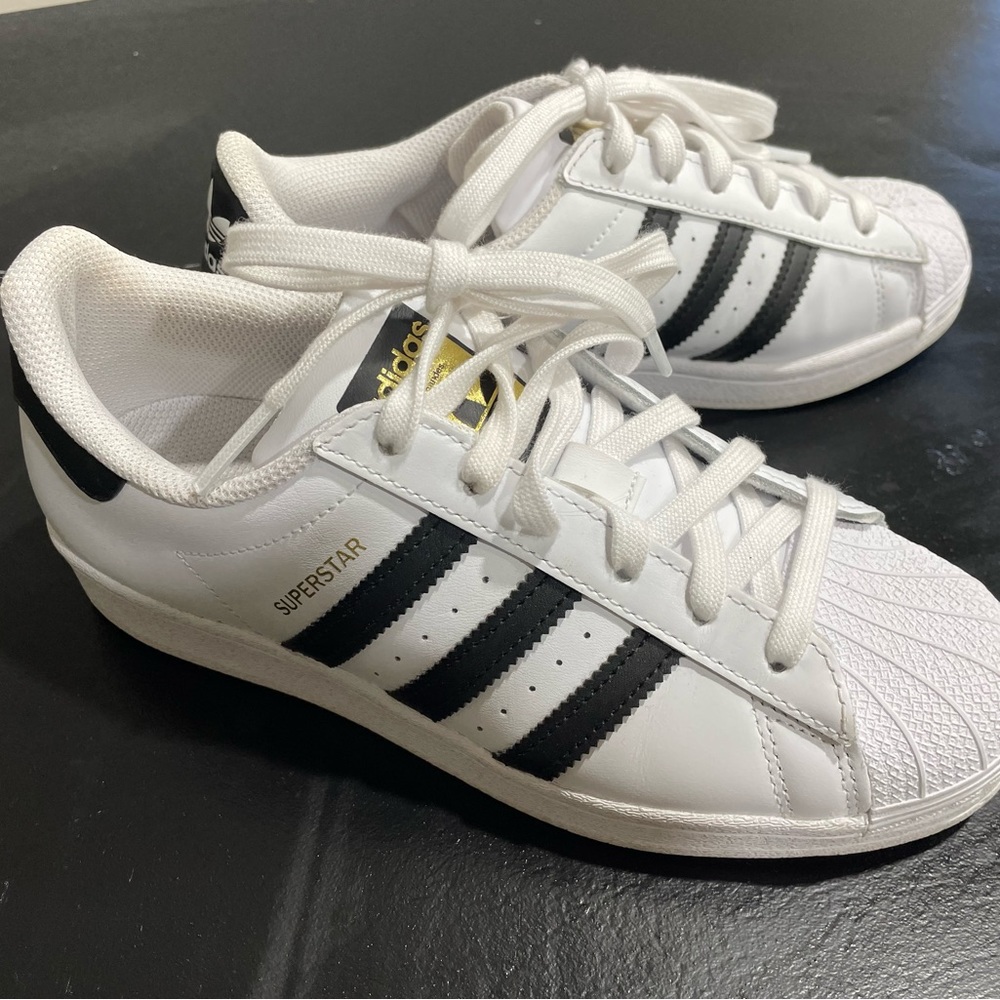 Adidas superstar